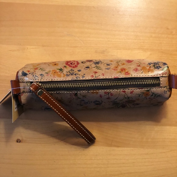 NWT Patricia Nash Prairie Rose Print Oblong Case - Picture 7 of 8